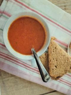 Paprika - tomaten soep