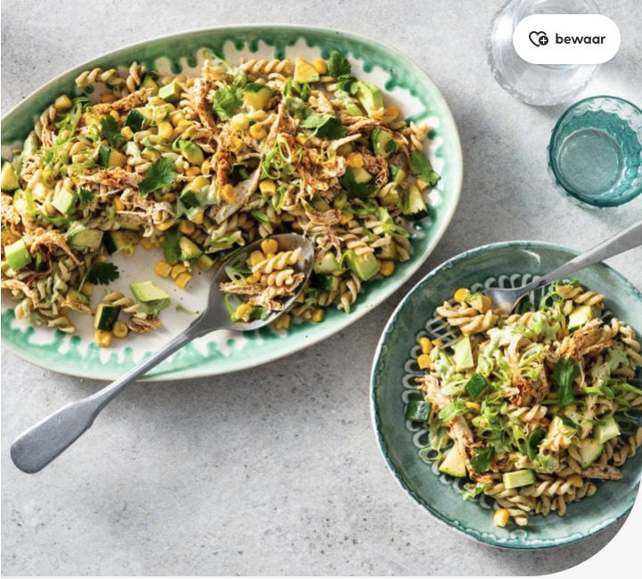 Pastasalade met pulled chicken